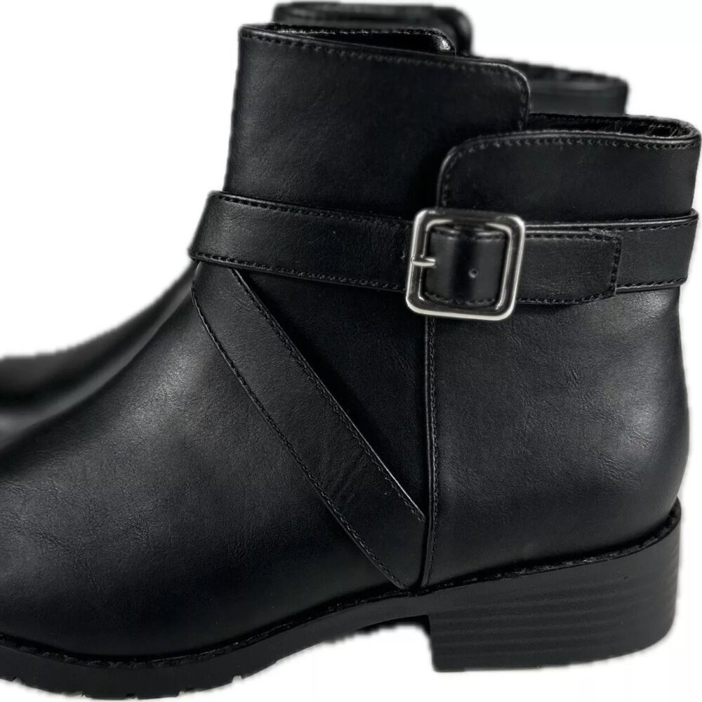 Worthington Women Black Faux Leather Ankle Bootie Low Heel Buckle Silver Size 6